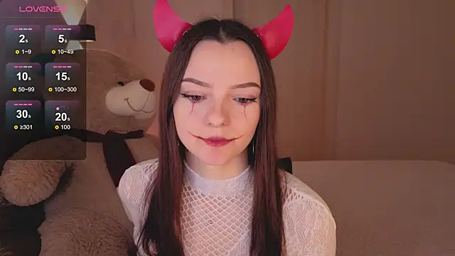 Snapshot of CaseyCraig chatting on 10-30-25, 03:24 CaseyCraig online show from 10-30-25, 03:24