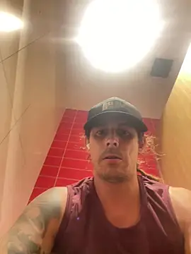 Snapshot of RichardHard_1 chatting on 02-11-26, 05:51 RichardHard 1 online show from 02-11-26, 05:51