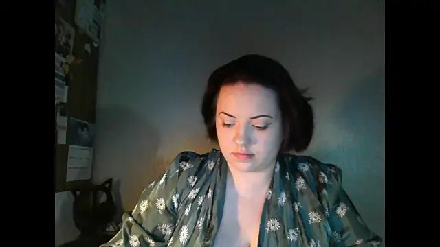 Snapshot of BlackkkVelvet chatting on 03-10-25, 10:45 BlackkkVelvet online show from 03-10-25, 10:45