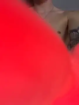 Snapshot of alexgun8 chatting on 11-22-25, 02:43 alexgun8 online show from 11-22-25, 02:43