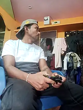 bigcock thick online show from 03-10-25, 02:05