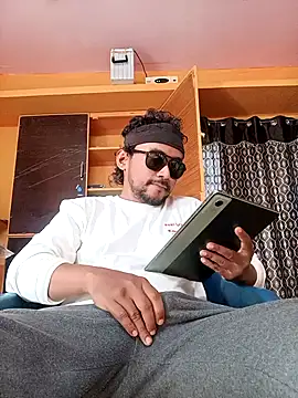 bigcock thick online show from 04-20-26, 02:03