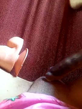 baixinhainsaciavel23 online show from 04-18-26, 03:38