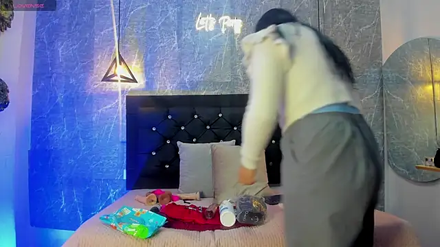 emberhodson online show from 09-10-25, 10:48