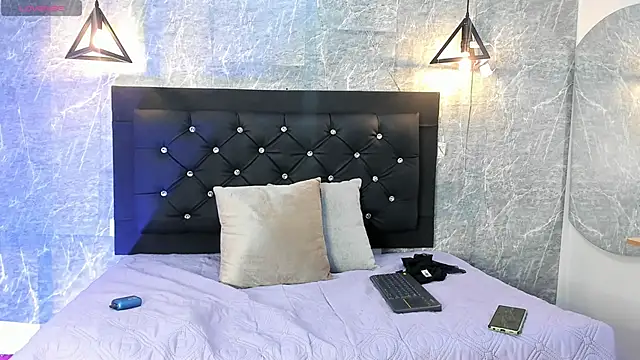 emberhodson online show from 09-18-25, 11:34