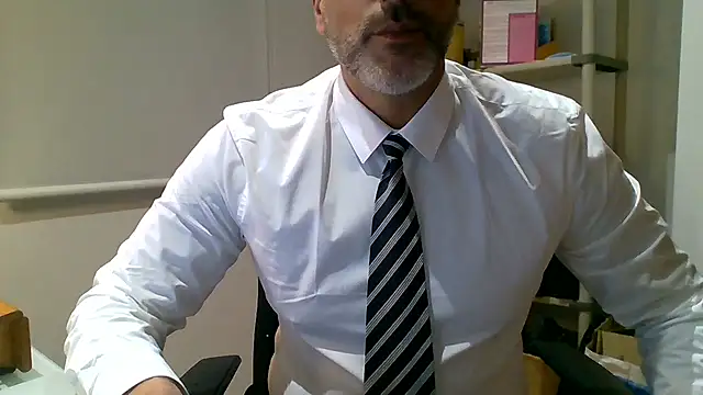 66MA69 online show from 12-04-25, 04:59