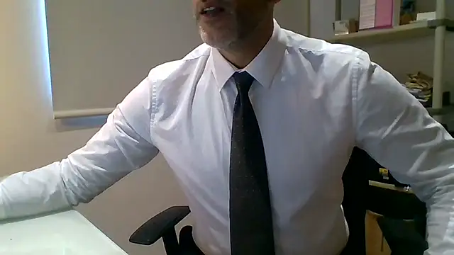 66MA69 online show from 04-04-26, 08:23