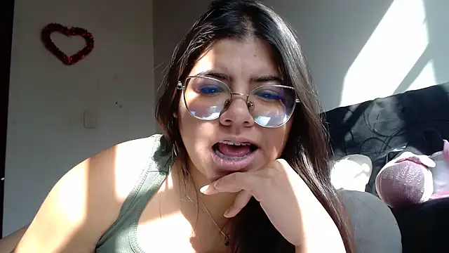 viccky vick online show from 10-23-25, 08:40