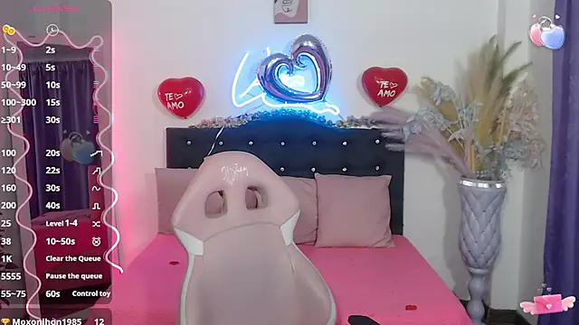 palmerfox tay online show from 03-17-25, 06:18