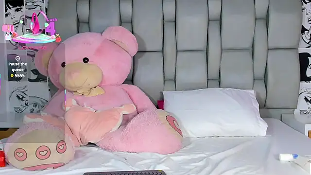 LucyRosse online show from 02-25-25, 02:22