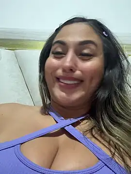 Snapshot of dulcehot_1502 chatting on 02-10-25, 09:25 dulcehot 1502 online show from 02-10-25, 09:25