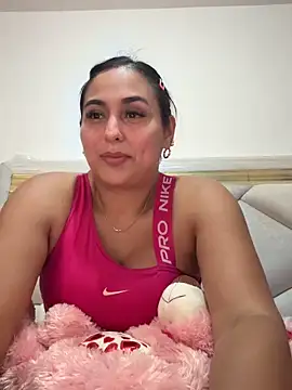 Snapshot of dulcehot_1502 chatting on 02-19-25, 02:55 dulcehot 1502 online show from 02-19-25, 02:55