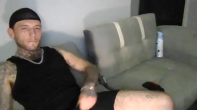 cruz815 online show from 11-28-25, 02:47