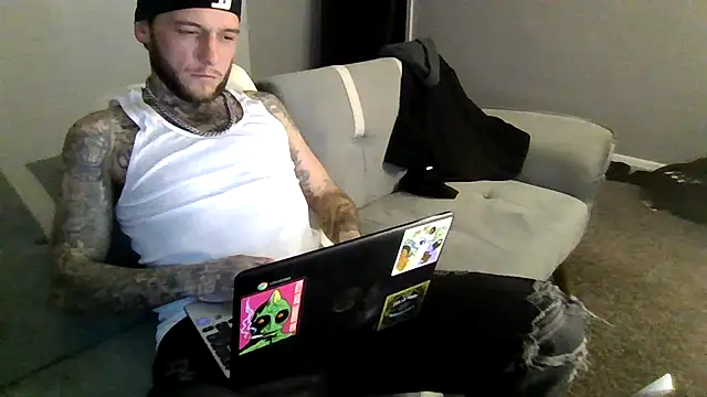 Snapshot of cruz815 chatting on 01-06-26, 11:07 cruz815 online show from 01-06-26, 11:07