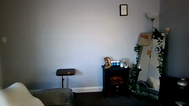 Snapshot of cruz815 chatting on 02-08-26, 09:51 cruz815 online show from 02-08-26, 09:51