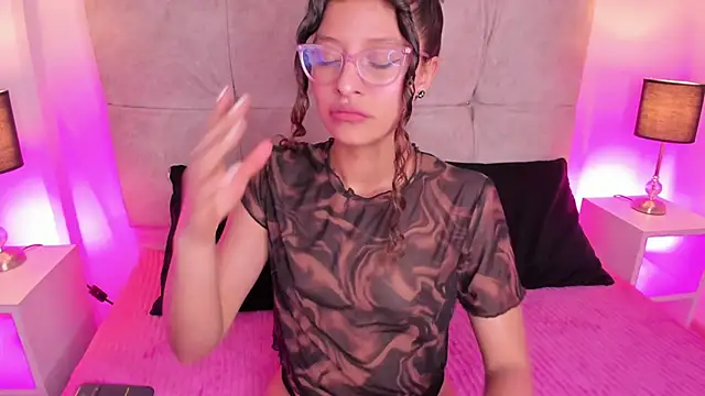 Snapshot of mac-sara chatting on 02-22-25, 08:09 mac-sara online show from 02-22-25, 08:09