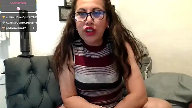 MirandaLatinaLovely online show from 03-22-26, 04:49