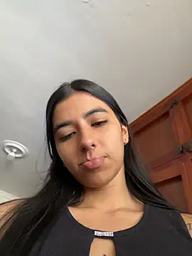 Snapshot of eva_roseee chatting on 06-11-26, 06:06 eva roseee online show from 06-11-26, 06:06