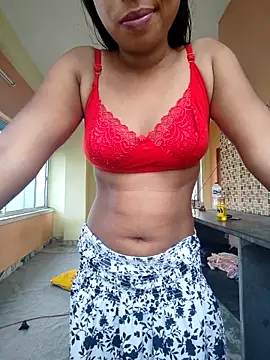 Snapshot of Olivia0879 chatting on 03-17-25, 10:49 Olivia0879 online show from 03-17-25, 10:49