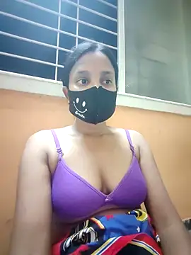 Snapshot of Olivia0879 chatting on 03-18-25, 06:48 Olivia0879 online show from 03-18-25, 06:48