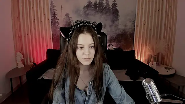 MilaStoyne online show from 02-12-25, 08:59