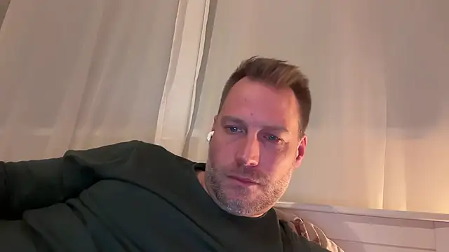 Christian87xxx online show from 11-21-25, 09:13