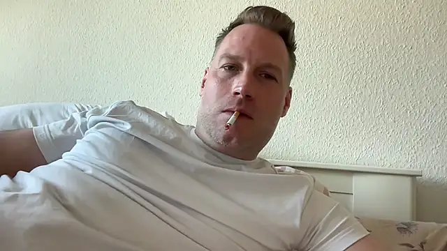 Christian87xxx online show from 04-28-26, 04:45