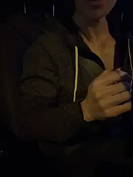 Snapshot of goddess-harper chatting on 10-24-25, 07:10 goddess-harper online show from 10-24-25, 07:10