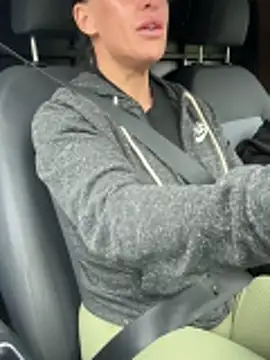 Snapshot of goddess-harper chatting on 10-26-25, 01:17 goddess-harper online show from 10-26-25, 01:17