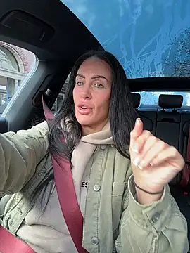 Snapshot of goddess-harper chatting on 12-05-25, 12:25 goddess-harper online show from 12-05-25, 12:25