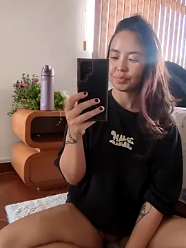 RenEnvy online show from 11-05-25, 07:36