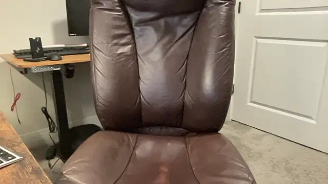 Snapshot of BodyandBBC chatting on 03-10-26, 07:30 BodyandBBC online show from 03-10-26, 07:30