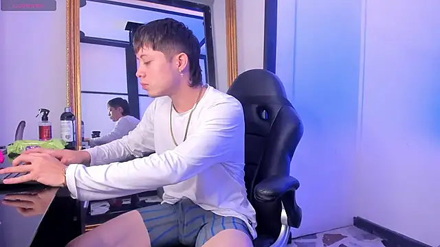 marcuscollins1  online show from 09-25-25, 02:10