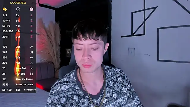 marcuscollins1  online show from 04-01-26, 02:03