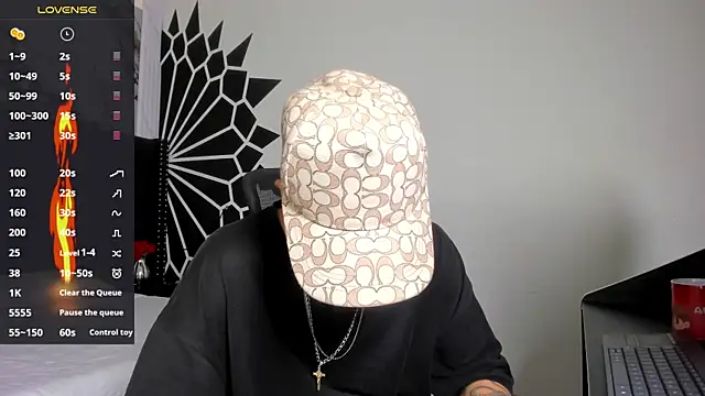 marcuscollins1  online show from 04-13-26, 02:33