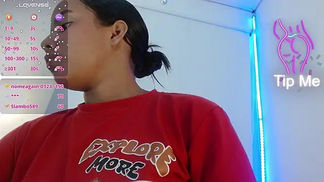 Snapshot of Roxy_Stonee chatting on 10-09-25, 07:34 Roxy Stonee online show from 10-09-25, 07:34