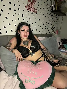 tempzzz12 online show from 04-24-26, 07:38