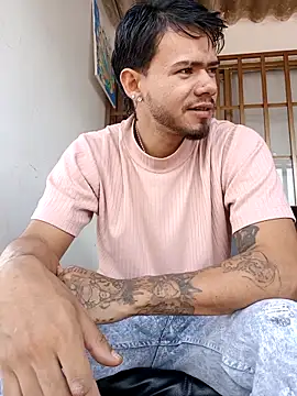 Snapshot of Niick01_ chatting on 02-27-26, 04:40 Niick01 online show from 02-27-26, 04:40