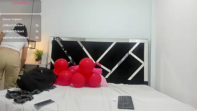 Snapshot of Annyrosee chatting on 03-01-25, 02:37 Annyrosee online show from 03-01-25, 02:37