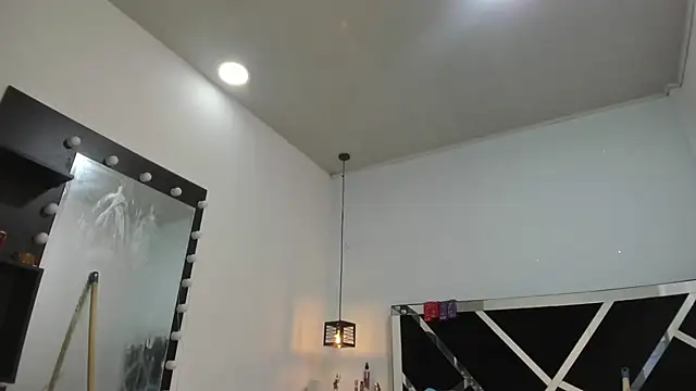 Snapshot of Annyrosee chatting on 03-22-25, 03:30 Annyrosee online show from 03-22-25, 03:30