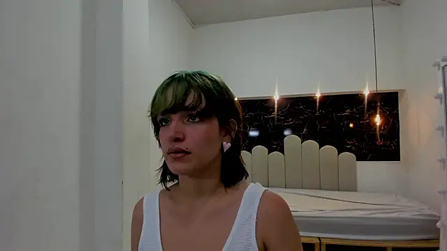 Snapshot of Annyrosee chatting on 09-22-25, 07:49 Annyrosee online show from 09-22-25, 07:49