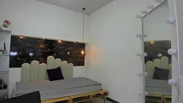 Snapshot of Annyrosee chatting on 10-22-25, 08:41 Annyrosee online show from 10-22-25, 08:41