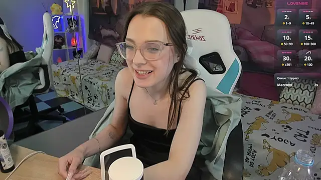 kaisajenner online show from 02-10-25, 03:57