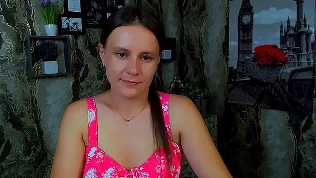 Snapshot of ValeriaHeart_ chatting on 09-14-25, 12:48 ValeriaHeart online show from 09-14-25, 12:48