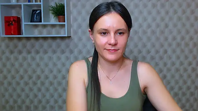 Snapshot of ValeriaHeart_ chatting on 12-05-25, 02:58 ValeriaHeart online show from 12-05-25, 02:58