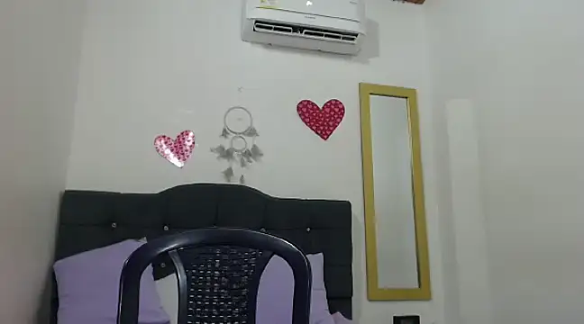 CanelaFierce online show from 02-07-25, 11:24