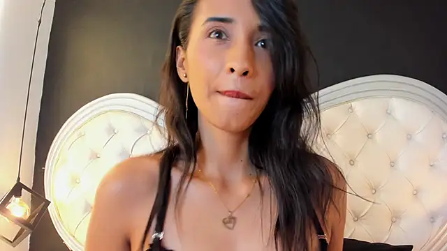 Keyla  Jones online show from 03-18-25, 01:21