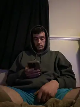 Codybugs0206 online show from 03-07-25, 12:48