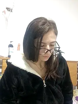 Snapshot of Nathaly-777 chatting on 04-26-26, 04:10 Nathaly-777 online show from 04-26-26, 04:10
