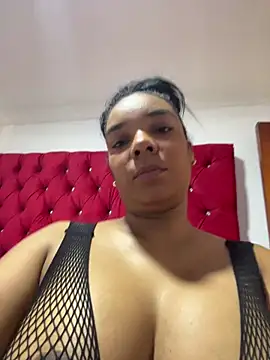 Snapshot of stefania_brunnett chatting on 05-09-26, 07:41 stefania brunnett online show from 05-09-26, 07:41